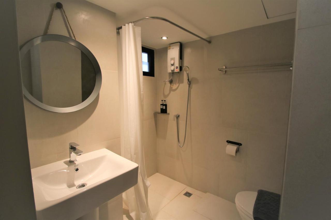 P24 at Kaset Hotel Bangkok Bagian luar foto